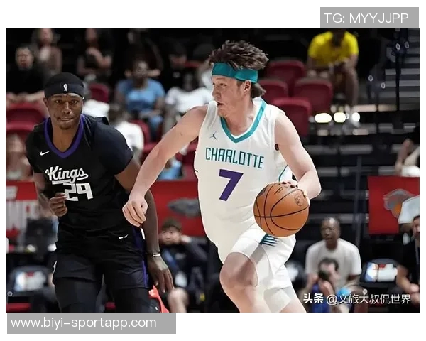 克尼佩尔费尔斯双双砍下24分科比桑德斯贡献17分弗拉格也有15分表现出色